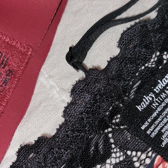 Bras - Picture 2 of 2